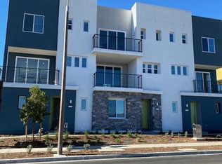 26927 Pathfinder Ln, Valencia, CA 91381