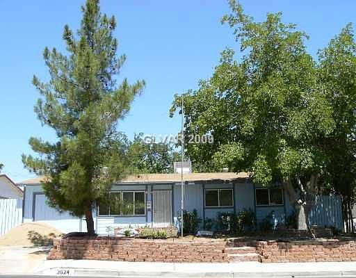 1st image of 3024 Roseville Way