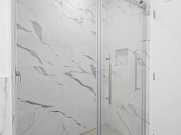 246 East 53rd Street image 8 of 9