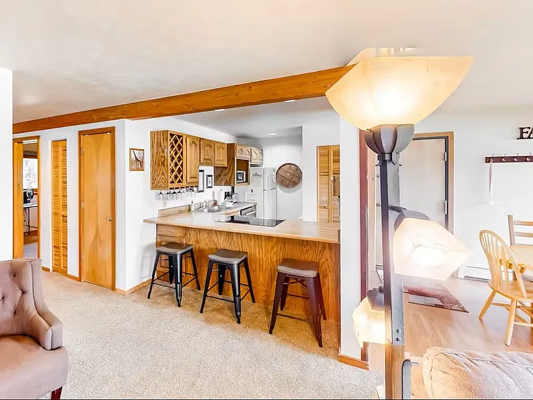 91200 Ryan Gulch Rd #203 — Photo 1