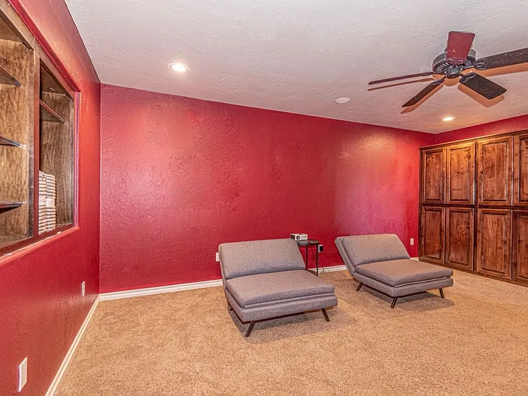 7623 Wyatt Lake Dr — Photo 39