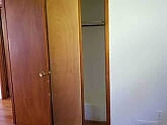 4th image of 54 Kissel Ave