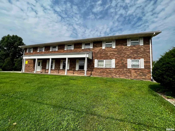 721 Wigwam Hollow Rd, Macomb, IL 61455