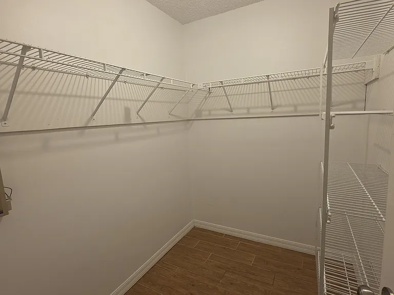 12954 Forestedge Cir — Photo 14