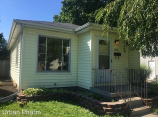 1006 Veto St NW, Grand Rapids, MI 49504