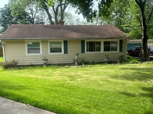 4 Thrush Cir, Rockford, IL 61107