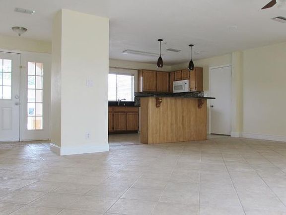 4th image of 8235 Mara Vista Ct