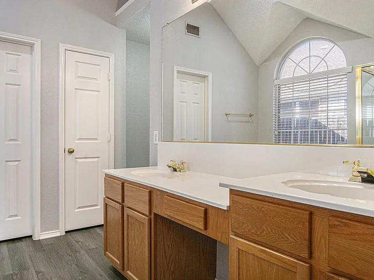 4600 Paloverde Dr — Photo 17