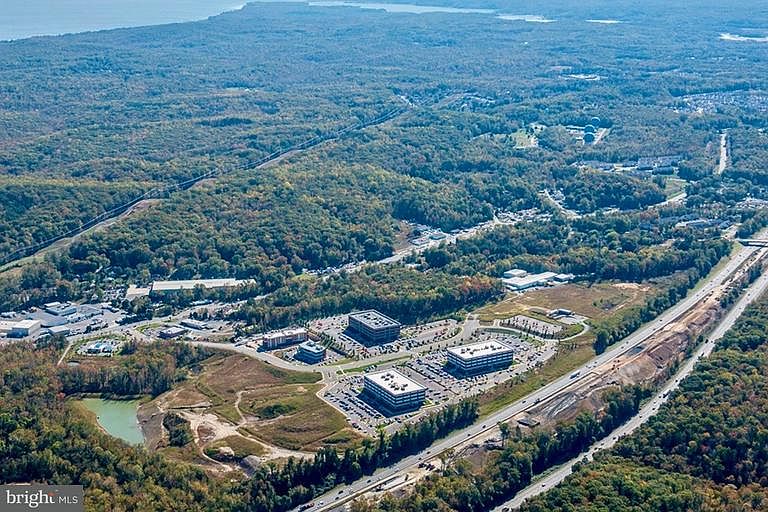 1st image of 1025 Corporate Dr