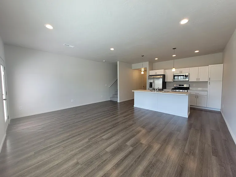 4816 E Fairview Ave #4816 — Photo 2