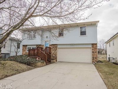 2311 Anchor Dr, Bloomington, IL, 61704