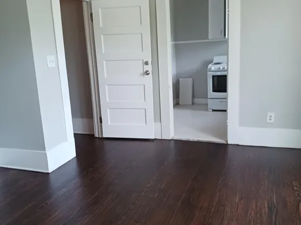 1202 W 3rd Ave APT B, Corsicana, TX 75110