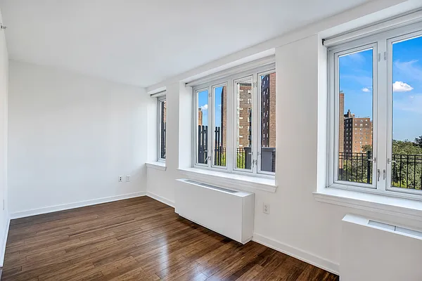 Rented by Douglas Elliman | media 37