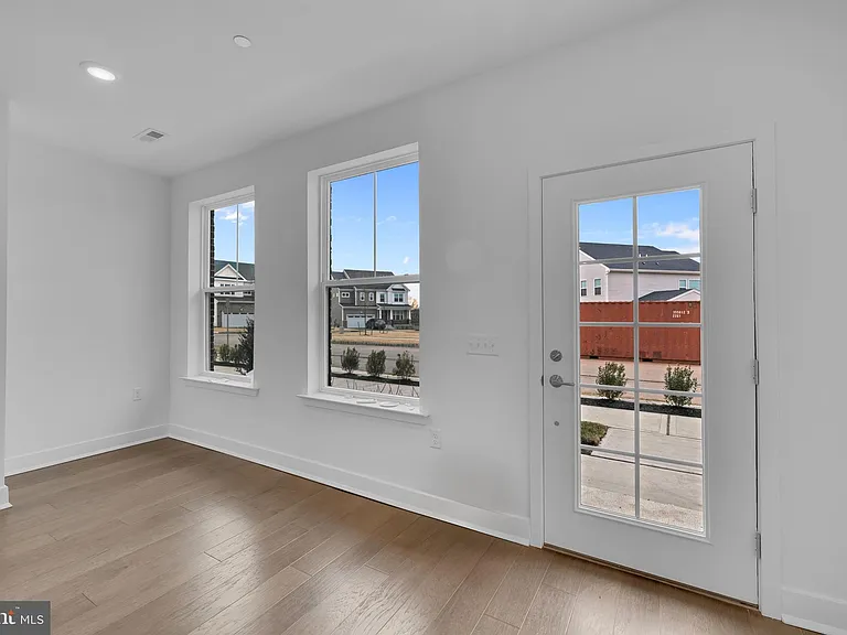 257 Lewis Fisher Dr — Photo 6