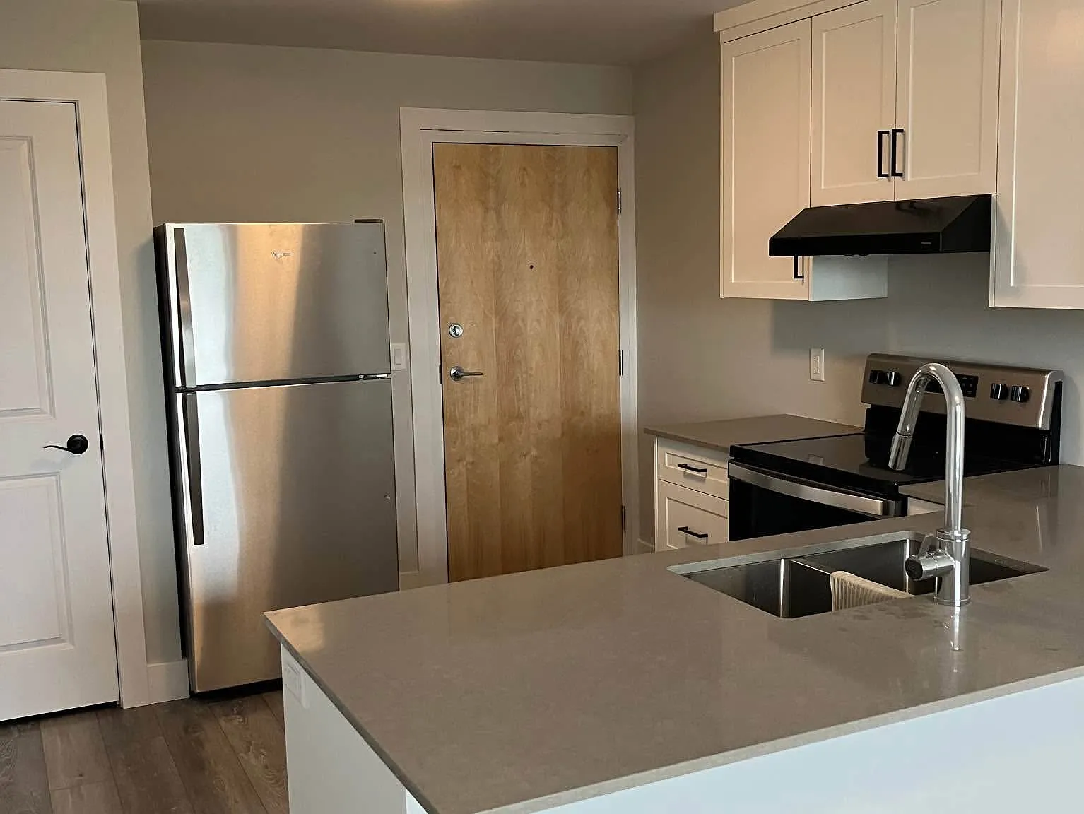 1 bed, $1,650 — Photo 3