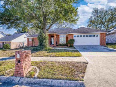 2033 Hamilton Xing, Cantonment, FL, 32533