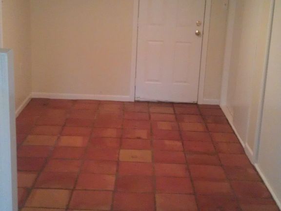 Eating area w spanish tile