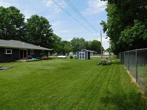 4th image of 10346 Evergreen Dr