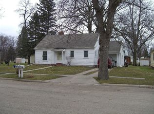 622 2nd St, Hancock, MN 56244