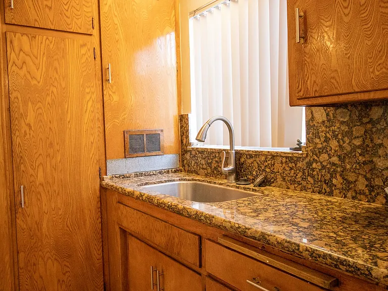 850 S Rosemead Blvd — Photo 13