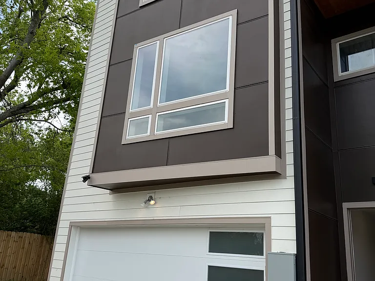 105 Hart Ln #F — Photo 1