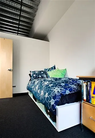 Dwight Lofts — Photo 18