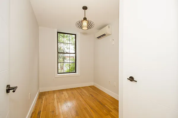 Rented by Nooklyn NYC LLC | media 33