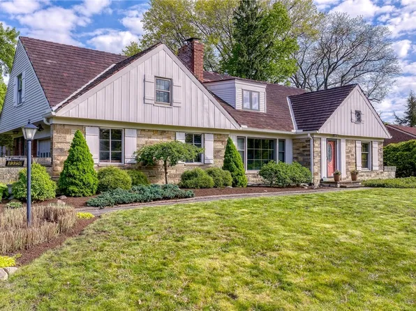 23250 Wimbledon Rd, Shaker Heights, OH 44122