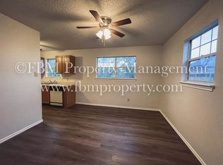 493 N Bryant Ave, Midlothian, TX 76065