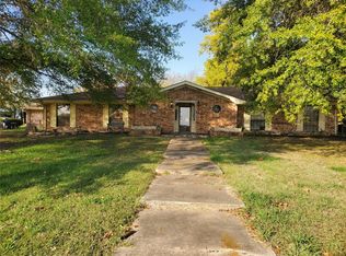 146 County Road 2020, Clarksville, TX 75426