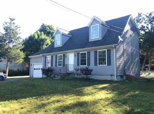 19 Riverside Dr, Berkley, MA 02779