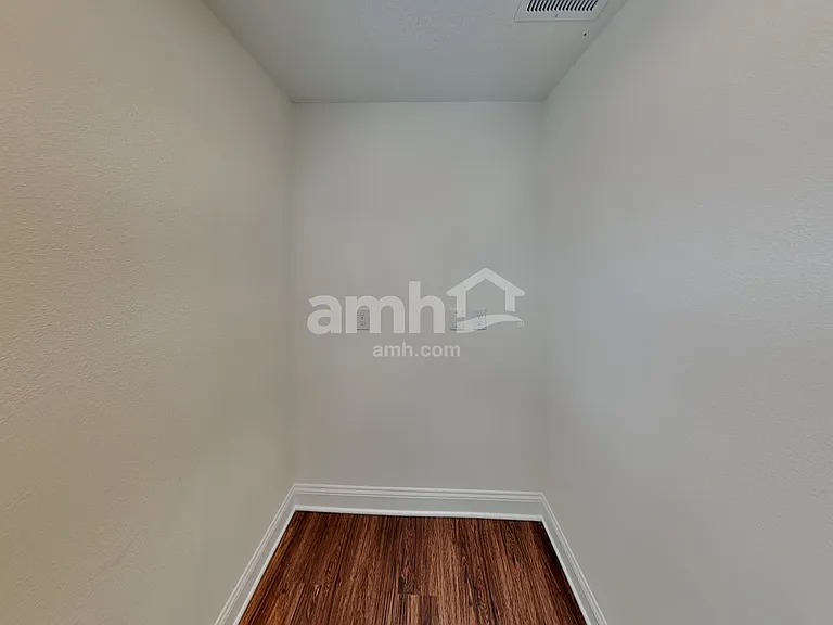 254 Onate Cir — Photo 12