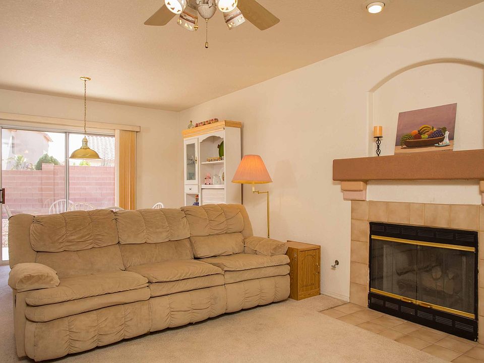 1st image of 8840 N Willeta Dr