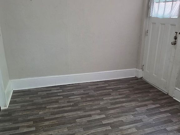 3rd image of 406 Park Ave #B