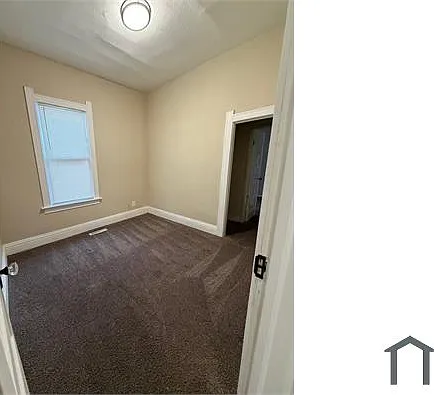 1110 Camden St — Photo 14