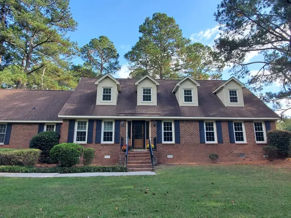 329 Oxford Road, Greenville, NC 27858