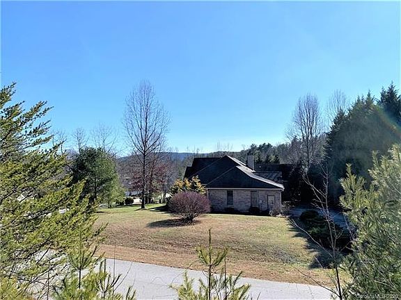 2nd image of 168 Willow Place Cir #9
