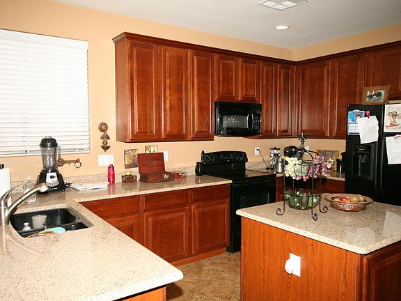 4th image of 15580 W Westview Dr