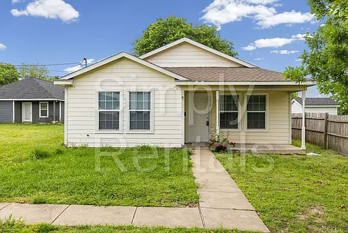 1412 Hemphill St Photo 1