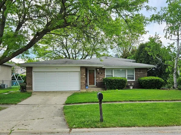 926 E Balsam Ln, Bartlett, IL 60103