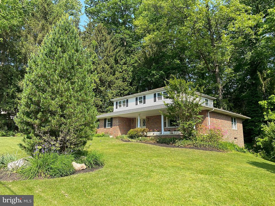 4025 Robinhood Dr, York, PA 17408 | Zillow