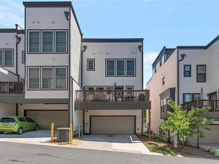 564 Ember Ln — Photo 31