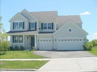 319 Monument Rd, Elgin, IL 60124