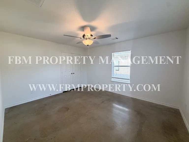 114 E Camden St - Brand New 2 Bedroom, 2 Bathroom Duplex Located in Rice, TX! — Photo 14