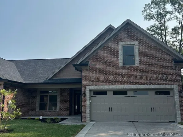 2065 Mystic Falls Circle #327, Jeffersonville, IN 47130