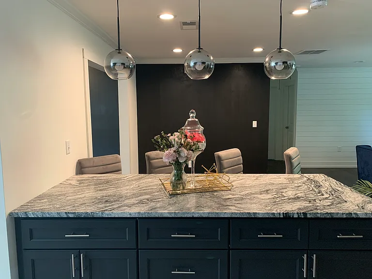 32 Harlan Rd SW — Photo 4