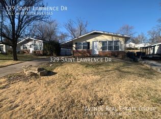 329 Saint Lawrence Dr, Ballwin, MO