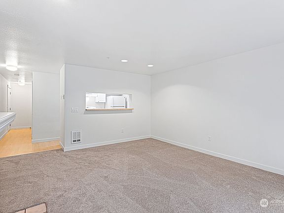 3rd image of 23313 Cedar Way