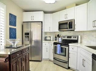 406 Harbour Pointe Way, Greenacres, FL 33413