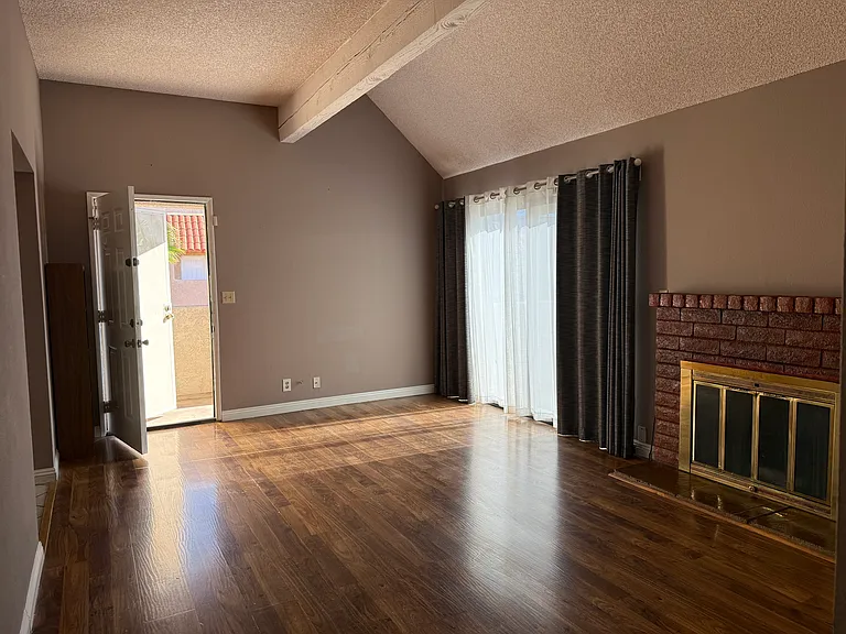 4340 Gannet Cir #112 — Photo 5